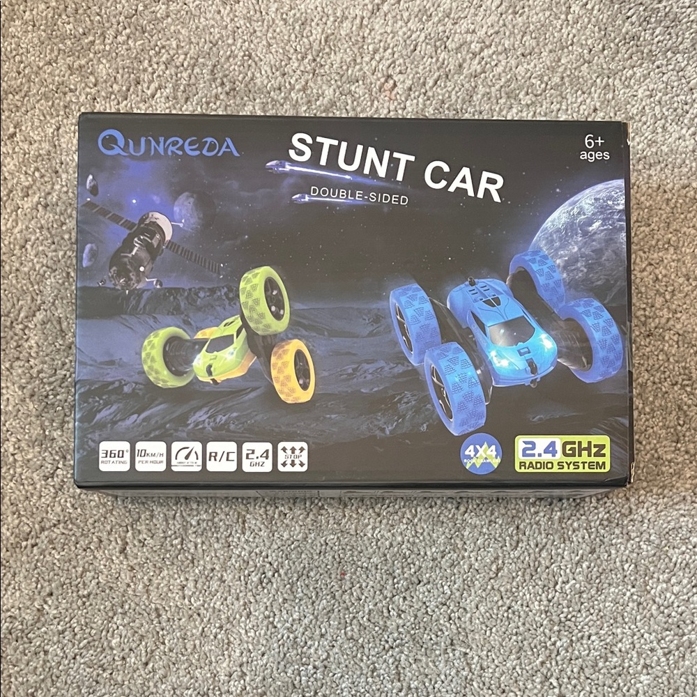 Qunreda Double-Sided All Round Rotate 360 Degrees Stunt Car NWT